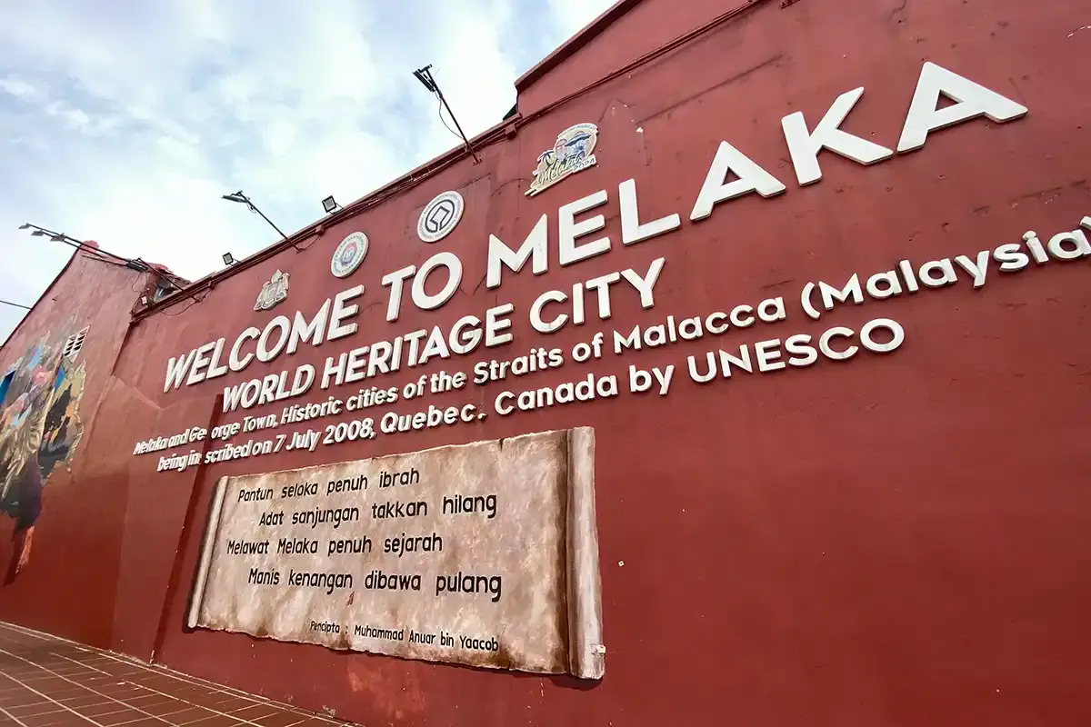 Welcome to Melaka heritage wall for the Kuala Lumpur to Malacca private transfer route